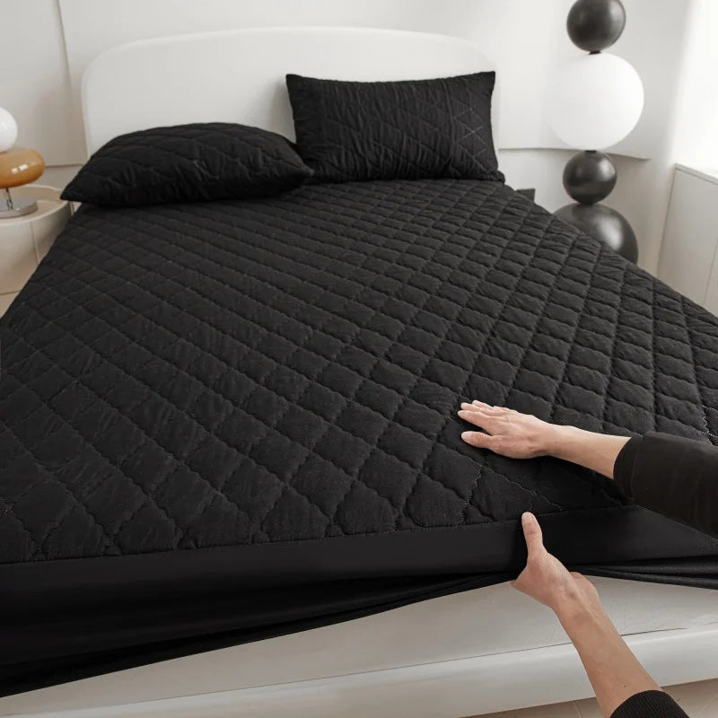 Waterproof Quilted Mattress Protector Anti Dust Mite Air Permeable