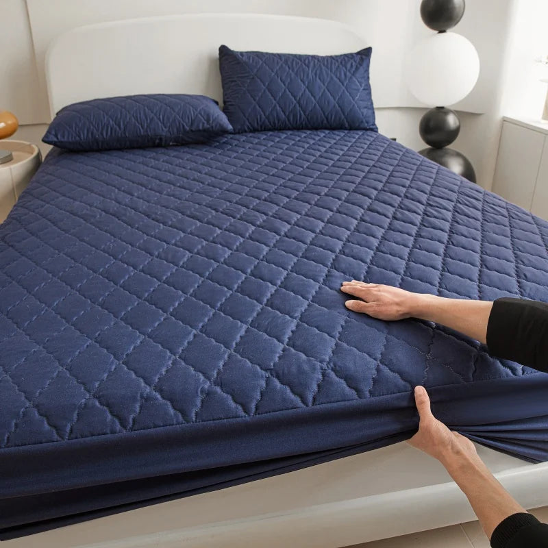 Waterproof Quilted Mattress Protector Anti Dust Mite Air Permeable