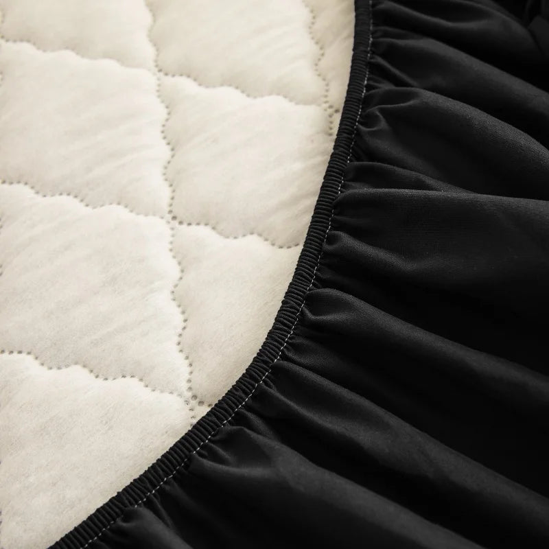 Waterproof Quilted Mattress Protector Anti Dust Mite Air Permeable